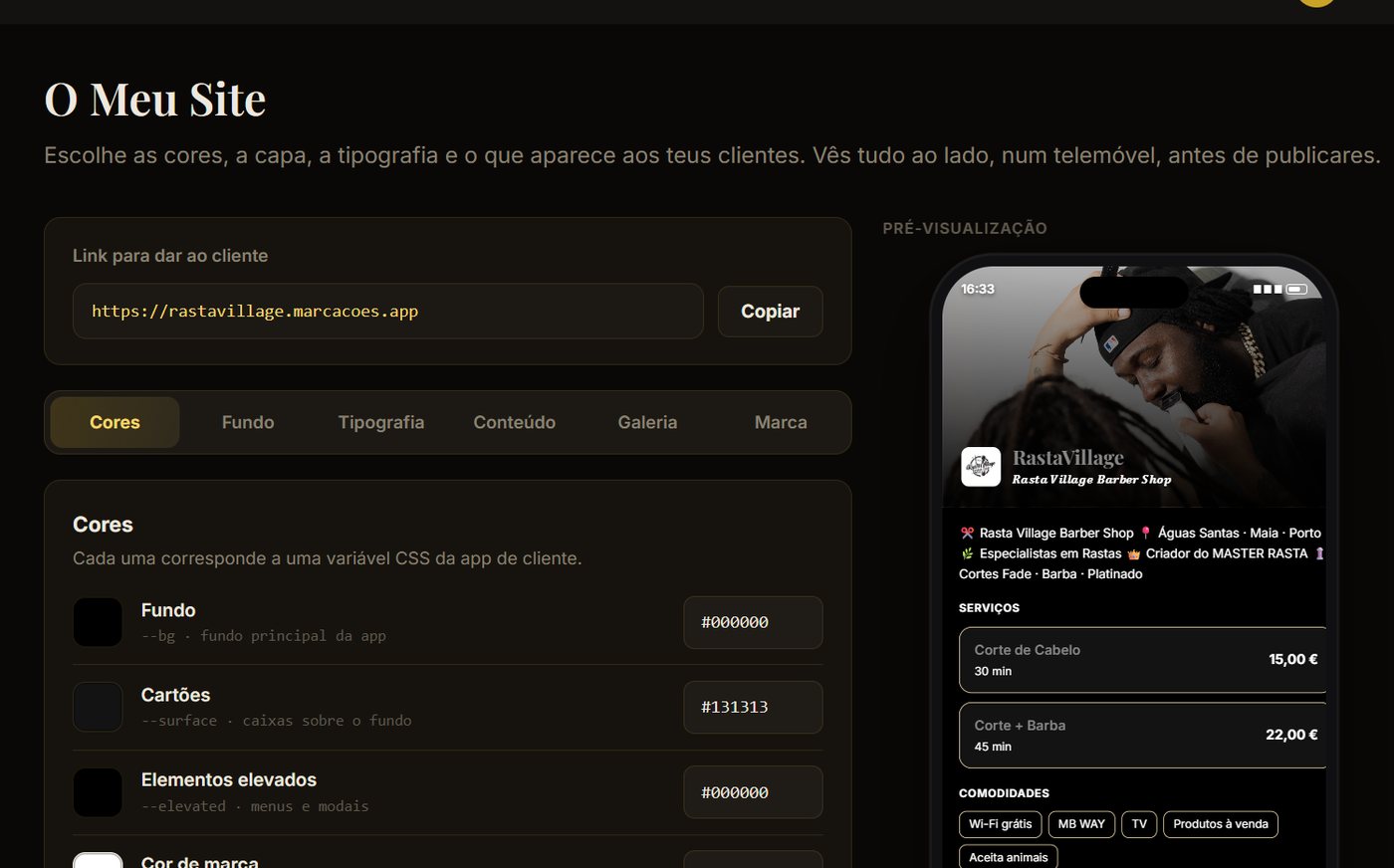 Editor de design no painel da Convecta, com a pré-visualização do site da barbearia num telemóvel